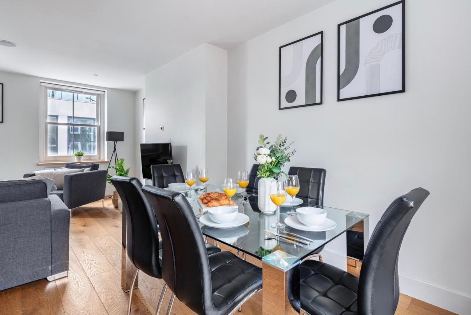 Bnbnook - Spacious 2br - Walk To Soho & Oxford Street * Londra