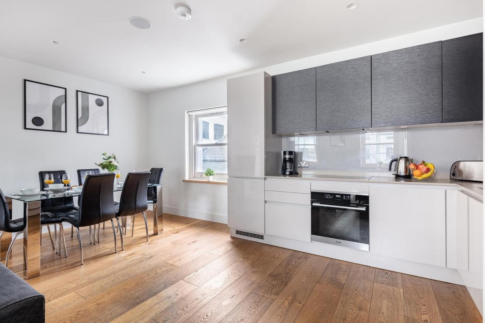 Bnbnook - Spacious 2br - Walk To Soho & Oxford Street Appartamento *